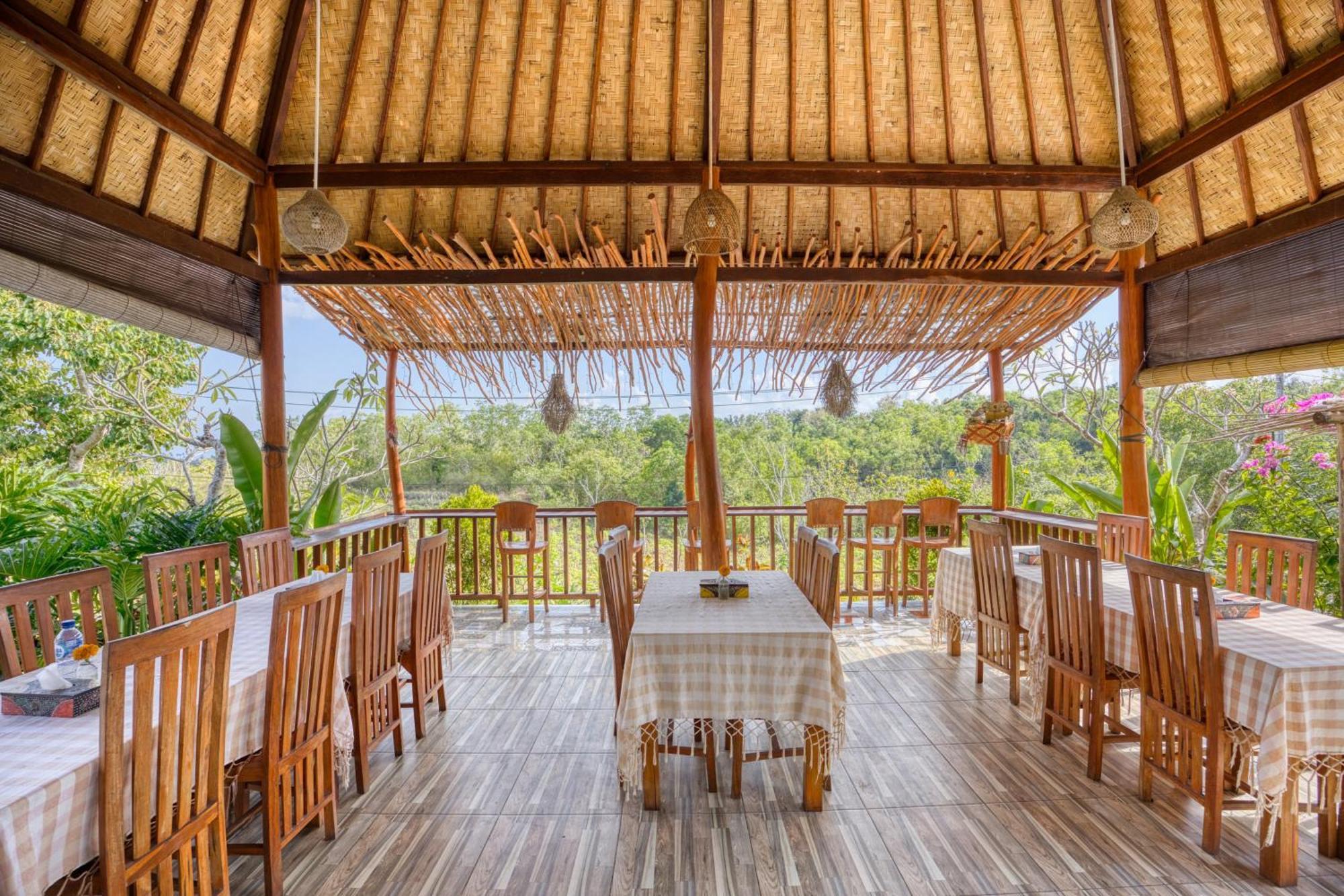 Bagia Bungalows Batumadeg Ngoại thất bức ảnh