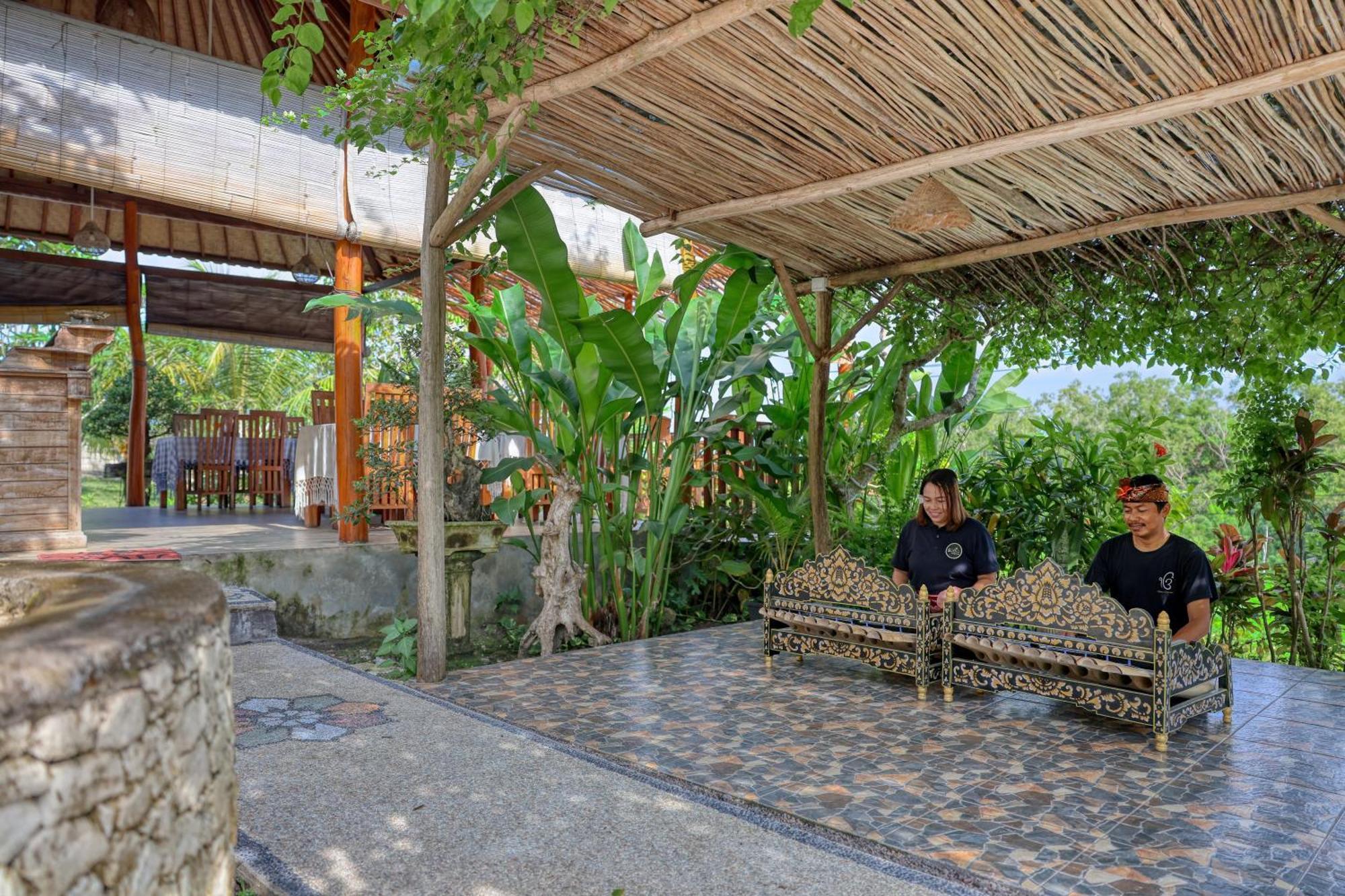 Bagia Bungalows Batumadeg Ngoại thất bức ảnh