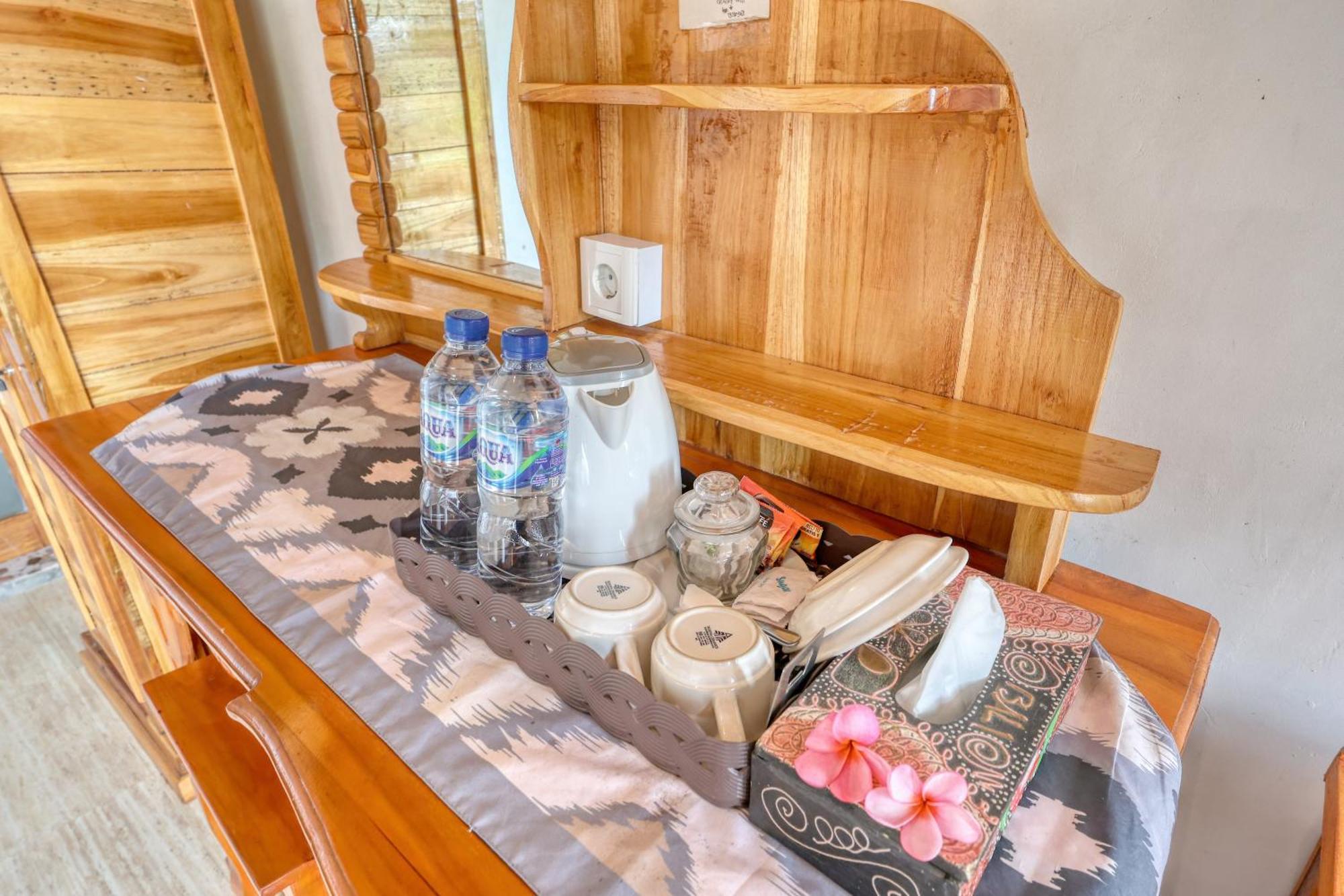 Bagia Bungalows Batumadeg Phòng bức ảnh